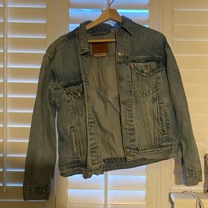 Levi’s denim jacket
